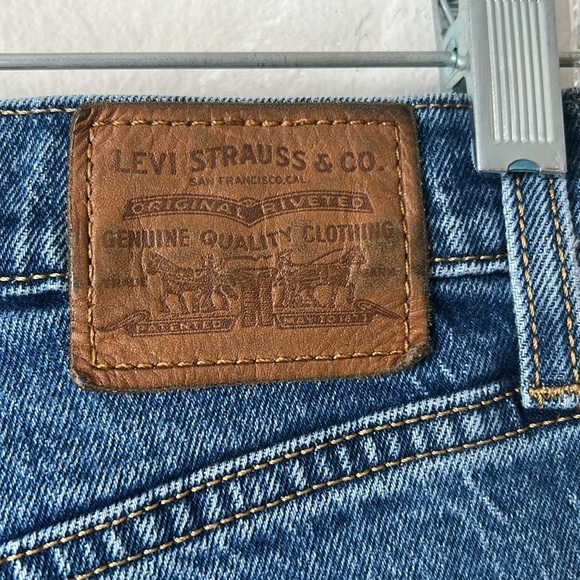 Levi’s Ribcage Boot cut Jeans in Medium Blue Wash size 24 button fly high rise - Picture 6 of 8